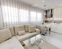 Reventa - Apartamento / Piso - Torrevieja - Centro