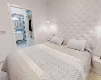 Reventa - Apartamento / Piso - Torrevieja - Centro