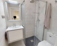 Reventa - Apartamento / Piso - Torrevieja - Centro