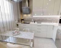 Reventa - Apartamento / Piso - Torrevieja - Centro