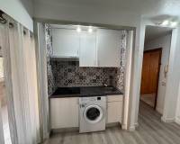 Reventa - Apartamento / Piso - Torrevieja - Playa de Los Locos-Curva del Palangre