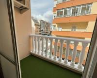 Reventa - Apartamento / Piso - Torrevieja - Pueblo - Centro