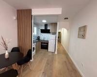 Reventa - Apartamento / Piso - Torrevieja - Pueblo - Centro