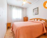 Reventa - Casa Adosada - Torrevieja - El limonar