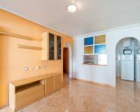 Reventa - Casa Adosada - Torrevieja - El limonar