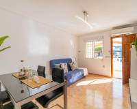 Reventa - Casa Adosada - Torrevieja - El limonar