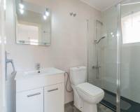 Reventa - Casa Adosada - Torrevieja - Los balcones