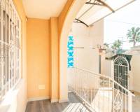 Reventa - Casa Adosada - Torrevieja - Los balcones