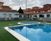 Reventa - Casa Adosada - Torrevieja - Torretas