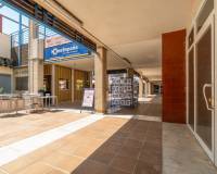 Reventa - Local  - Orihuela Costa - Villamartín