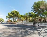 Reventa - Villa - Torrevieja - Los balcones