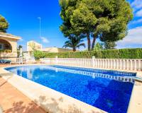 Reventa - Villa - Torrevieja - Los balcones