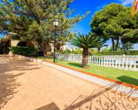 Reventa - Villa - Torrevieja - Los balcones