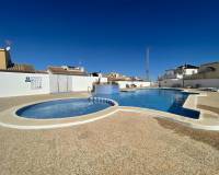 Reventa - Villa - Torrevieja - Los balcones