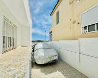 Reventa - Villa - Torrevieja - Los balcones