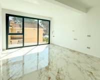 Reventa - Villa - Torrevieja - Los balcones