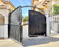 Sale - Дом рядовой застройки - Orihuela Costa - La Campana