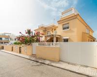 Sale - Дом рядовой застройки - Orihuela Costa - Los Dolses