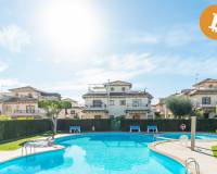 Sale - Дом рядовой застройки - Orihuela Costa - Rocio del Mar