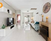 Sale - Дом рядовой застройки - Orihuela Costa - Villamartín