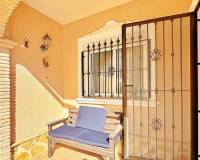 Sale - Дом рядовой застройки - Orihuela Costa - Villamartín