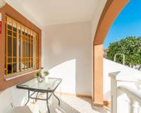 Sale - Дом рядовой застройки - Torrevieja - El limonar