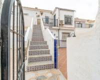 Sale - Дом рядовой застройки - Torrevieja - Playa de los Naufragos