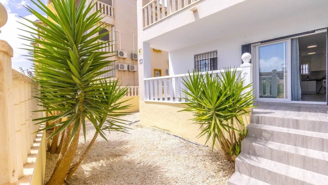 Sale - Квартира / Квартира - Orihuela Costa - Lomas de Cabo Roig