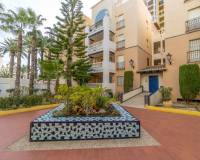 Sale - Квартира / Квартира - Torrevieja - Aldea del mar