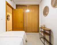 Sale - Квартира / Квартира - Torrevieja Centro - Playa del Cura