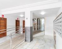 Sale - Квартира / Квартира - Torrevieja - Curva del Palangre