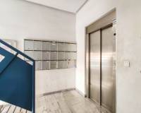 Sale - Квартира / Квартира - Torrevieja - Habaneras