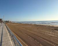 Sale - Квартира / Квартира - Torrevieja - La Mata