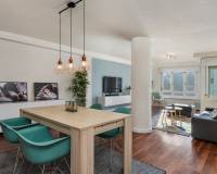 Sale - Квартира / Квартира - Torrevieja - Paseo maritimo