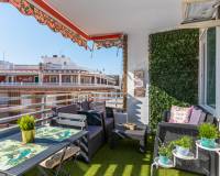 Sale - Квартира / Квартира - Torrevieja - Paseo maritimo