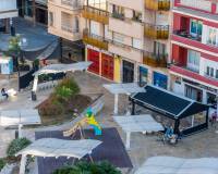 Sale - Квартира / Квартира - Torrevieja - Paseo maritimo