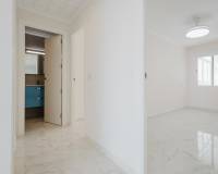Sale - Квартира / Квартира - Torrevieja - Playa de La Acequion