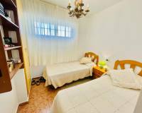 Sale - Квартира / Квартира - Torrevieja - Playa de los Locos