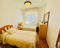 Sale - Квартира / Квартира - Torrevieja - Playa de los Locos