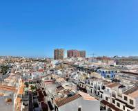 Sale - Квартира / Квартира - Torrevieja - Playa de los Locos