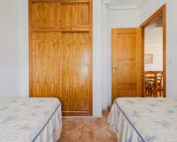Sale - Квартира / Квартира - Torrevieja - Playa del Acequion
