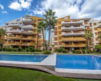 Sale - Квартира / Квартира - Torrevieja - Punta Prima