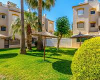 Sale - Квартира / Квартира - Torrevieja - Punta Prima