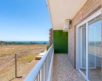 Sale - Квартира / Квартира - Torrevieja - Punta Prima