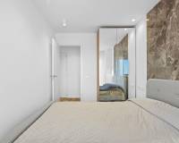 Sale - Квартира / Квартира - Torrevieja - Punta Prima