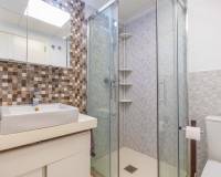 Sale - Квартира / Квартира - Torrevieja - Punta Prima