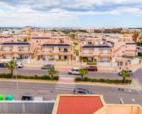 Sale - Квартира / Квартира - Torrevieja - Punta Prima
