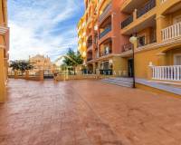 Sale - Квартира / Квартира - Torrevieja - Torreblanca
