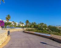 Sale - Maison mitoyenne - Cabo Roig
