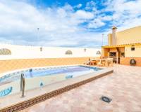 Sale - Maison mitoyenne - Orihuela - Desamparados-Hurchillo-Torremendo
